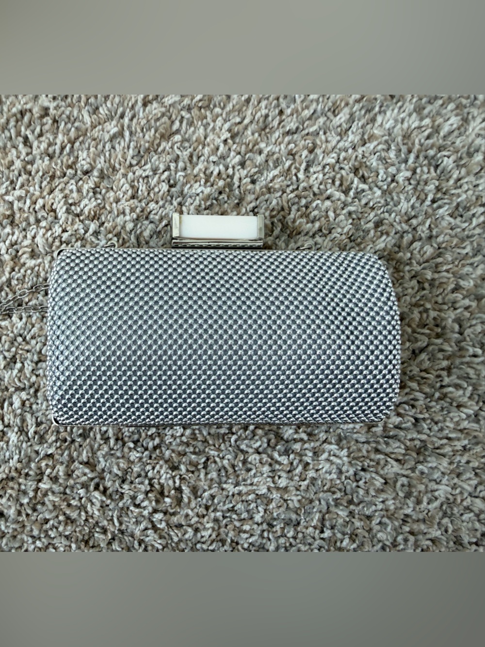 Jessica McClintock Silver Textured Clutch Phone Case Wallet with Chain